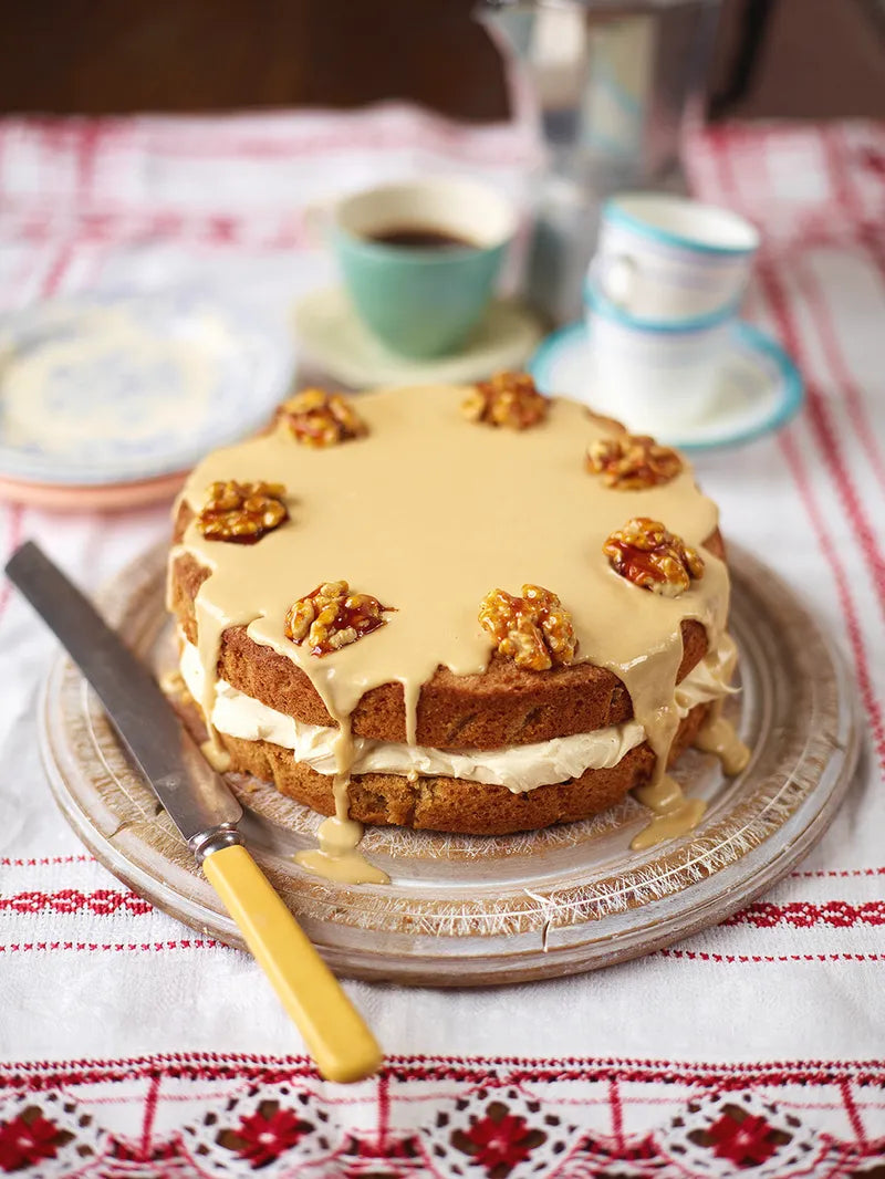 Coffee & walnut cake